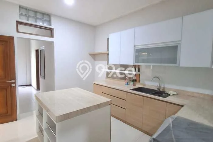 Dijual Rumah Premium dengan Fasilitas Sekitar Lengkap di Batununggal, Bandung Dijual Rumah Premium dengan Fasilitas Sekitar Lengkap di Batununggal, Bandung