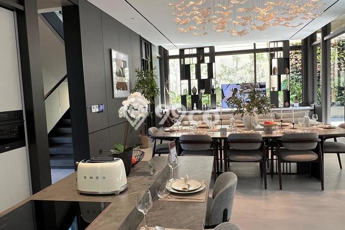 Rumah Elit LB 430m2 Siap Pakai Desain Elegan di Summarecon Bandung, Bandung Rumah Elit LB 430m2 Siap Pakai Desain Elegan di Summarecon Bandung, Bandung