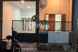 Disewakan Rumah Konsep Minimalis di Sidoarjo Sidoarjo dengan 2 KT Disewakan Rumah Konsep Minimalis di Sidoarjo Sidoarjo dengan 2 KT