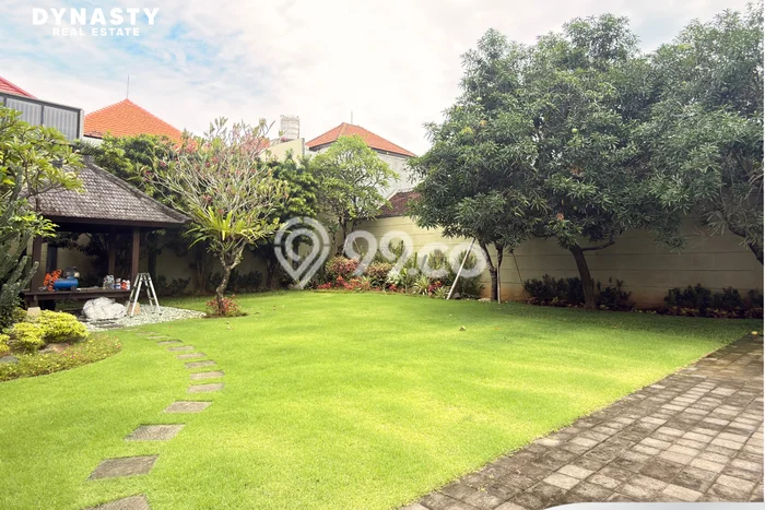 Hunian Eksklusif Dijual LT 1000m2 di Denpasar Selatan, Denpasar Hunian Eksklusif Dijual LT 1000m2 di Denpasar Selatan, Denpasar