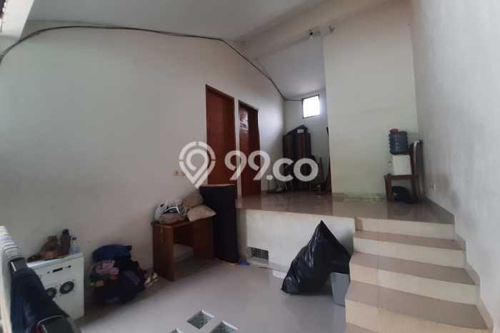 Dijual Hunian Rumah Terawat 5 Kamar di Ciwaruga, Bandung Dijual Hunian Rumah Terawat 5 Kamar di Ciwaruga, Bandung
