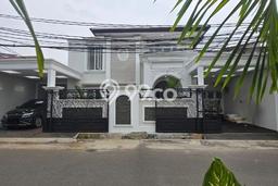 Dijual Rumah Mewah Exclusive di Tebet, Jakarta Selatan Dijual Rumah Mewah Exclusive di Tebet, Jakarta Selatan