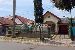 Rumah Mewah Siap Huni LT 640m2 di Klojen, Malang Rumah Mewah Siap Huni LT 640m2 di Klojen, Malang