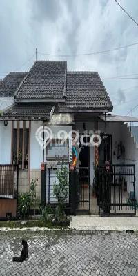 Rumah Strategis Minimalis Lb 105m2 di Sukun, Malang Rumah Strategis Minimalis Lb 105m2 di Sukun, Malang