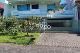 Rumah Elit Modern Tanpa Renovasi di Araya Malang Rumah Elit Modern Tanpa Renovasi di Araya Malang