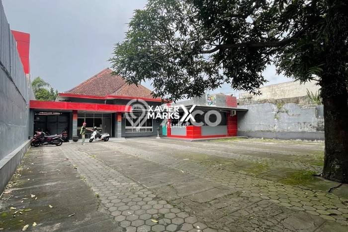 Komersial disewakan lokasi strategis Klojen Malang 600m2 Komersial disewakan lokasi strategis Klojen Malang 600m2
