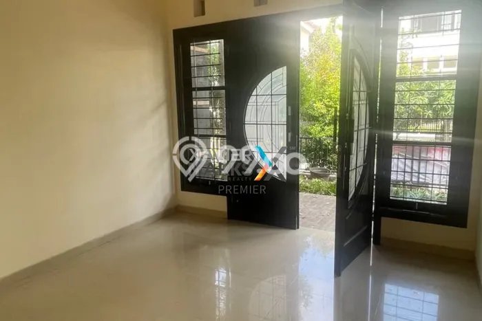 Jarang Ada! Rumah Sewa 3 Kamar Bagus Siap Huni Villa Puncak Tidar Jarang Ada! Rumah Sewa 3 Kamar Bagus Siap Huni Villa Puncak Tidar