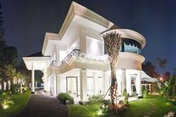Rumah Mewah Akses Strategis di Jakarta Selatan Rumah Mewah Akses Strategis di Jakarta Selatan