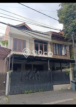 Rumah Elit Modern Tanpa Renovasi di Pondok Indah Jakarta Selatan Rumah Elit Modern Tanpa Renovasi di Pondok Indah Jakarta Selatan