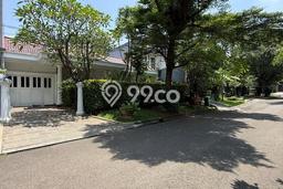 Hunian Elit LB 300m2 Siap Pakai Desain Elegan di Pondok Indah, Jakarta Selatan Hunian Elit LB 300m2 Siap Pakai Desain Elegan di Pondok Indah, Jakarta Selatan