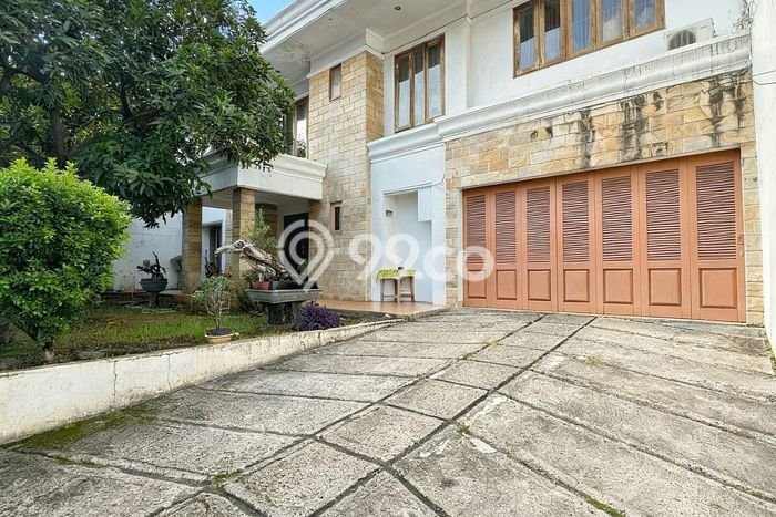 Rumah Elit Modern Tanpa Renovasi di Ampera Jakarta Selatan Rumah Elit Modern Tanpa Renovasi di Ampera Jakarta Selatan