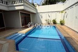Ready to Use! Luxury House LT 678m2 Desain Modern di Pondok Indah Ready to Use! Luxury House LT 678m2 Desain Modern di Pondok Indah