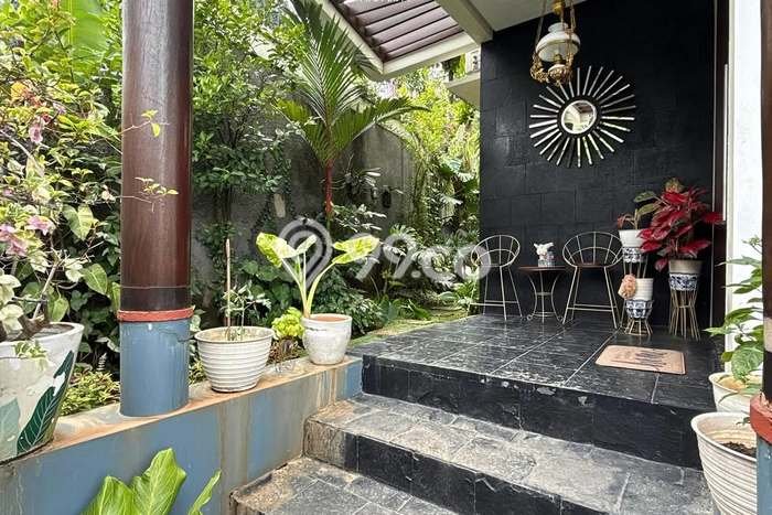Rumah Mewah LB 410m2 Siap Huni Desain Elegan di Kemang, Jakarta Selatan Rumah Mewah LB 410m2 Siap Huni Desain Elegan di Kemang, Jakarta Selatan