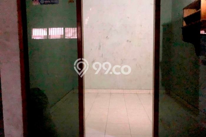 Ruko disewakan lokasi strategis Mojoroto Kediri 196m2 Ruko disewakan lokasi strategis Mojoroto Kediri 196m2