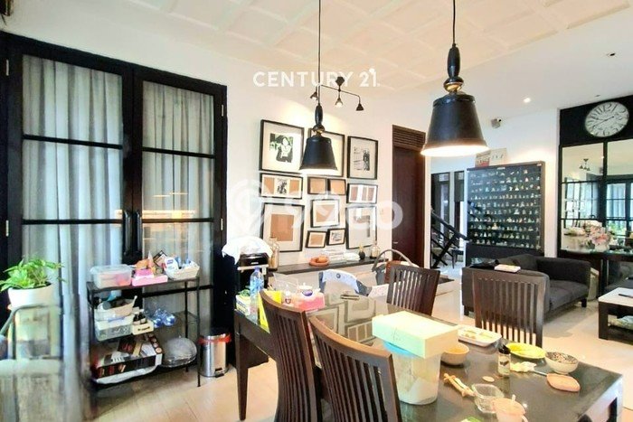 Dijual Rumah Luas Megah Dengan View Eksklusif di Bintaro, Tangerang Selatan Dijual Rumah Luas Megah Dengan View Eksklusif di Bintaro, Tangerang Selatan