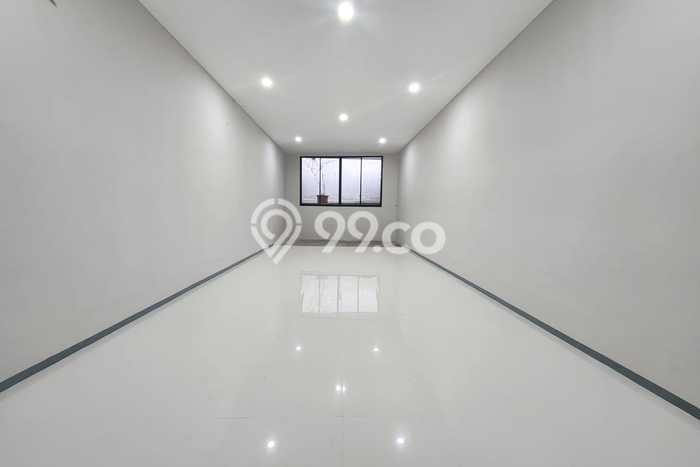 FOR RENT! Ruko di Kota Baru Parahyangan Cocok untuk Bisnis 200m2 FOR RENT! Ruko di Kota Baru Parahyangan Cocok untuk Bisnis 200m2