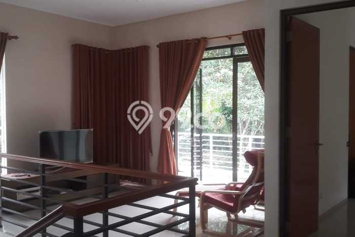 Vila Terawat Kawasan , Ukuran 185m2m², Kawasan Asri dan nyaman Vila Terawat Kawasan , Ukuran 185m2m², Kawasan Asri dan nyaman