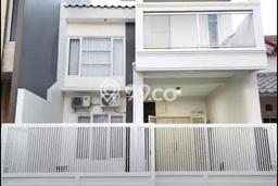 Rumah Strategis Minimalis Lb 140m2 di Mulyorejo, Surabaya Rumah Strategis Minimalis Lb 140m2 di Mulyorejo, Surabaya