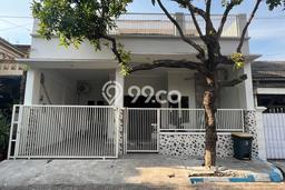 Rumah Strategis Modern Lb 120m2 di Rungkut, Surabaya Rumah Strategis Modern Lb 120m2 di Rungkut, Surabaya
