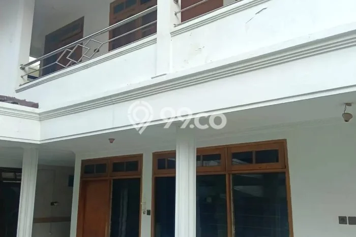 Siap Huni Rumah Mewah 7 Kamar di Mulyorejo Dekat ke Mana Pun Siap Huni Rumah Mewah 7 Kamar di Mulyorejo Dekat ke Mana Pun