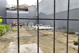 Tanah Kosong Dijual di Surabaya dengan Area 330m2 Tanah Kosong Dijual di Surabaya dengan Area 330m2