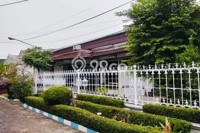 Dijual Rumah Premium dengan Fasilitas Sekitar Komplit di Sidoarjo, Sidoarjo Dijual Rumah Premium dengan Fasilitas Sekitar Komplit di Sidoarjo, Sidoarjo