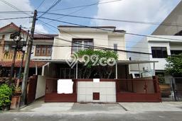Lokasi strategis! Rumah siap huni disewakan di Kelapa Gading LB 150m2 Lokasi strategis! Rumah siap huni disewakan di Kelapa Gading LB 150m2