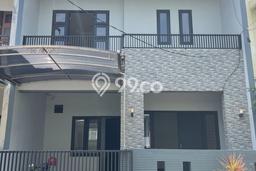 Jual Rumah Modern 4 KT di Pakuwon, Surabaya Jual Rumah Modern 4 KT di Pakuwon, Surabaya