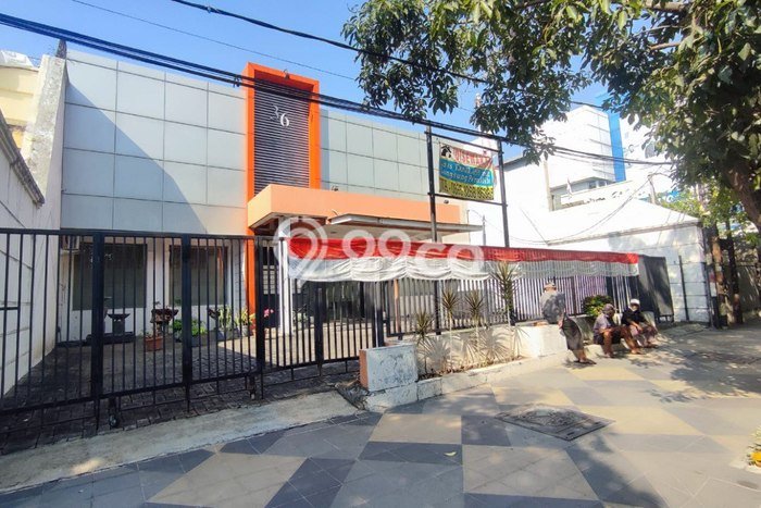 Komersial untuk Disewa di Pusat Surabaya Luas Bangunan 800m2 Komersial untuk Disewa di Pusat Surabaya Luas Bangunan 800m2