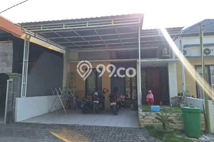 Rumah Modern Minimalis 2 KT Bisa Langsung Pindah di Sidoarjo Rumah Modern Minimalis 2 KT Bisa Langsung Pindah di Sidoarjo