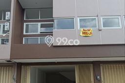Ruko Dijual di Surabaya LT 130m2 & LB 60m2 Lokasi Terbaik! Ruko Dijual di Surabaya LT 130m2 & LB 60m2 Lokasi Terbaik!