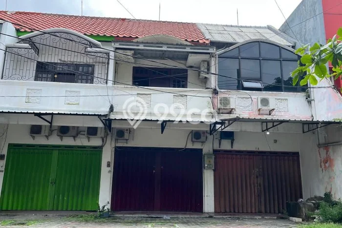 Dijual Ruko di Jambangan Surabaya LT 106m2 / LB 110m2 Dijual Ruko di Jambangan Surabaya LT 106m2 / LB 110m2