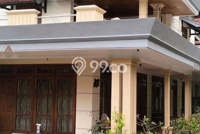 Rumah Mewah LB 900m2 Siap Huni Desain Elegan di Malang Kota, Malang Rumah Mewah LB 900m2 Siap Huni Desain Elegan di Malang Kota, Malang