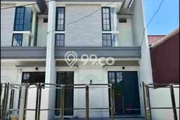 Jual Rumah Favorit Siap Huni LB 150m2 di Kedung Baruk, Surabaya Jual Rumah Favorit Siap Huni LB 150m2 di Kedung Baruk, Surabaya