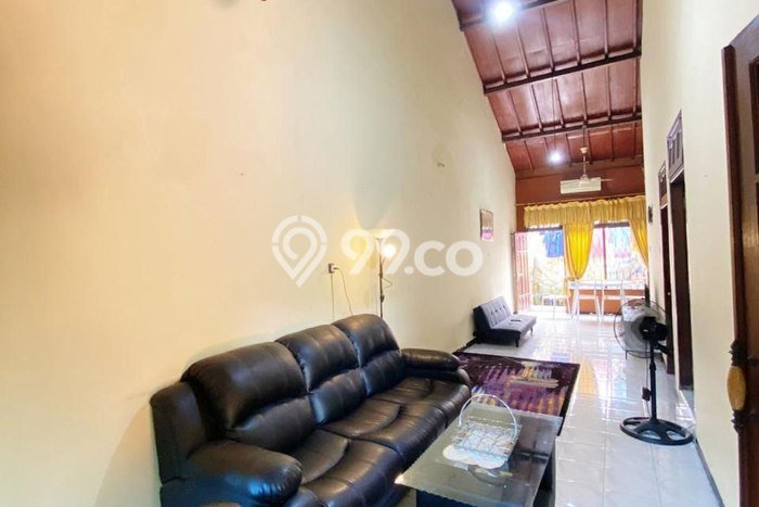 Jual Rumah Bagus Siap Huni LB 108m2 di Rungkut, Surabaya Jual Rumah Bagus Siap Huni LB 108m2 di Rungkut, Surabaya