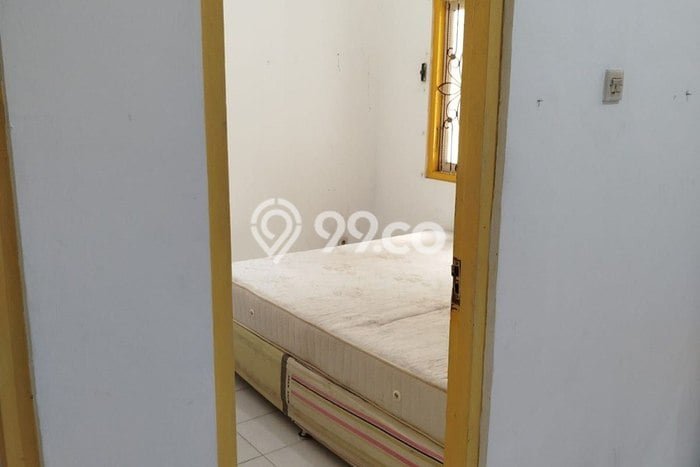 Jarang Ada! Rumah Sewa 5 Kamar Bagus Siap Huni Surabaya Kota Jarang Ada! Rumah Sewa 5 Kamar Bagus Siap Huni Surabaya Kota