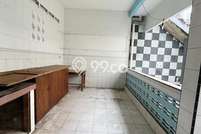 Siap Huni Rumah Mewah 7 Kamar di Gayungan Dekat ke Mana Saja Siap Huni Rumah Mewah 7 Kamar di Gayungan Dekat ke Mana Saja