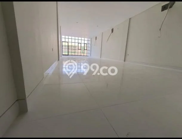 Ruko Dijual di Prime Area Malang Luas 360m2 Ruko Dijual di Prime Area Malang Luas 360m2