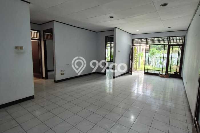 Siap Huni Hunian Elit 4 Kamar di Karawaci Dekat ke Mana Pun Siap Huni Hunian Elit 4 Kamar di Karawaci Dekat ke Mana Pun