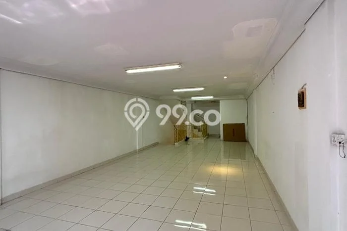 Ruko Bagus Dijual LB 75m2 Lokasi Strategis Jakarta Barat Area Cocok untuk Berbisnis Ruko Bagus Dijual LB 75m2 Lokasi Strategis Jakarta Barat Area Cocok untuk Berbisnis