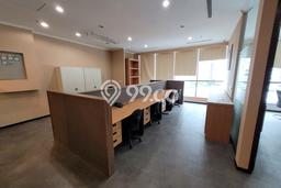 Disewakan Kantor di Kawasan Ramai Tanjung Duren Luas 285m2 Disewakan Kantor di Kawasan Ramai Tanjung Duren Luas 285m2