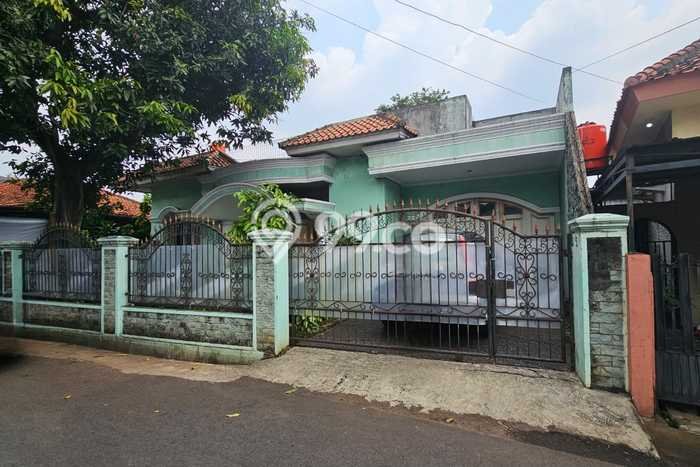 For Sale Hunian Rumah Nyaman 4 Kamar di Ulujami, Jakarta Selatan For Sale Hunian Rumah Nyaman 4 Kamar di Ulujami, Jakarta Selatan