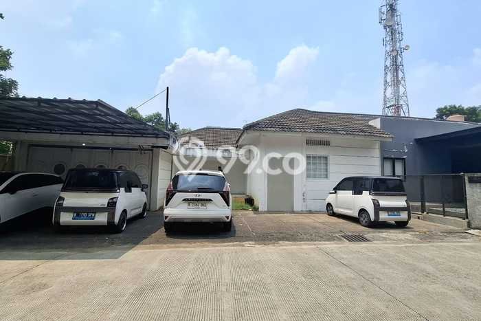 Dijual Rumah Mewah Megah Dengan View Eksklusif di Mampang, Jakarta Selatan Dijual Rumah Mewah Megah Dengan View Eksklusif di Mampang, Jakarta Selatan