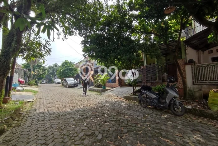 Rumah Modern Cantik 5 Kamar Bisa Langsung Pindah di Cilodong Rumah Modern Cantik 5 Kamar Bisa Langsung Pindah di Cilodong
