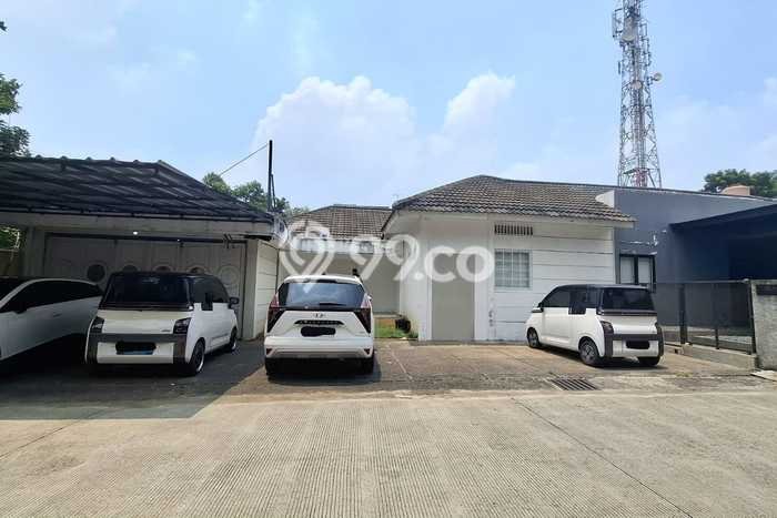 Dijual Rumah Mewah Megah Dengan View Eksklusif di Mampang, Jakarta Selatan Dijual Rumah Mewah Megah Dengan View Eksklusif di Mampang, Jakarta Selatan