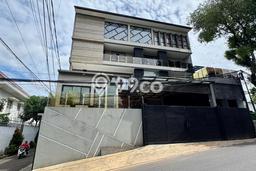 Rumah Elit Modern Tanpa Renovasi di Bangka Jakarta Selatan Rumah Elit Modern Tanpa Renovasi di Bangka Jakarta Selatan