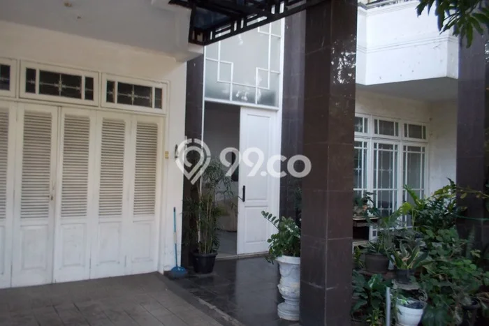 Jual Rumah Bagus Siap Huni LB 250m2 di Pesanggrahan, Jakarta Selatan Jual Rumah Bagus Siap Huni LB 250m2 di Pesanggrahan, Jakarta Selatan