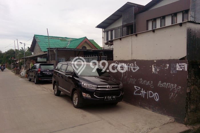 Siap Huni Rumah Mewah 5 Kamar di Benda Dekat ke Mana Pun Siap Huni Rumah Mewah 5 Kamar di Benda Dekat ke Mana Pun