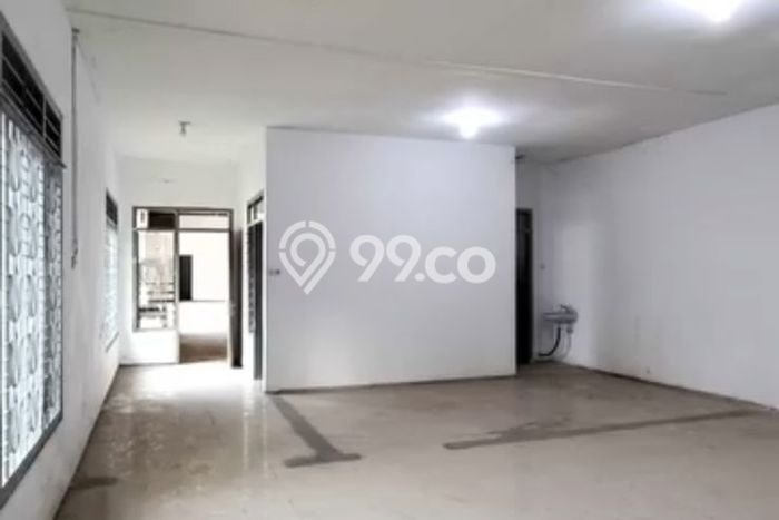 Gudang Bagus Dijual LB 330m2 Lokasi Strategis Malang Area Cocok untuk Berbisnis Gudang Bagus Dijual LB 330m2 Lokasi Strategis Malang Area Cocok untuk Berbisnis