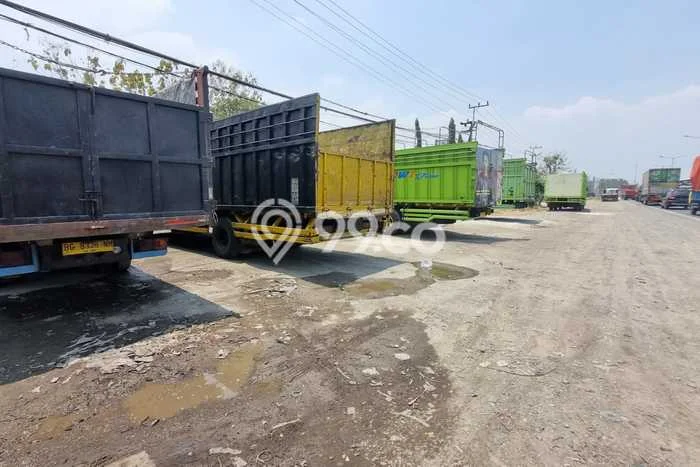 Kavling Tanah di Krian Dijual Luas 9420m2 Legalitas - Kavling Tanah di Krian Dijual Luas 9420m2 Legalitas -